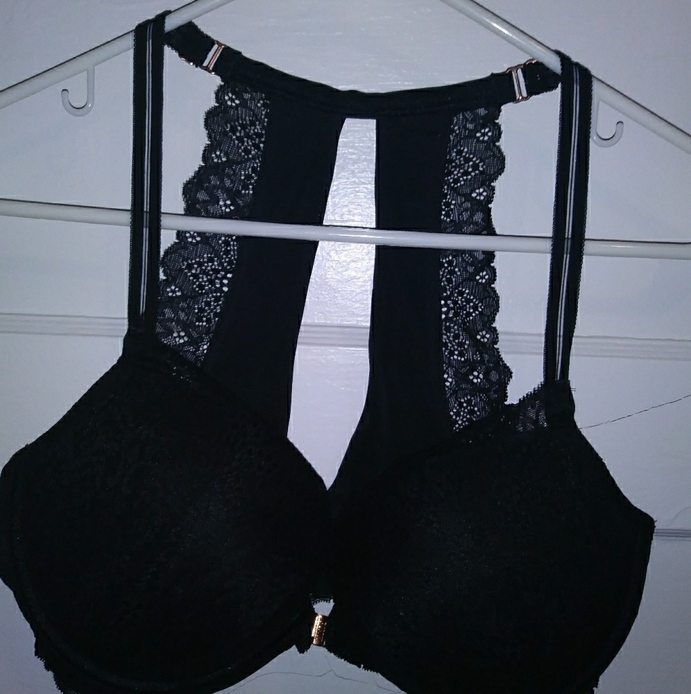 VS/Pink Bra